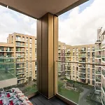Modern & Cosy Flat In Kingston