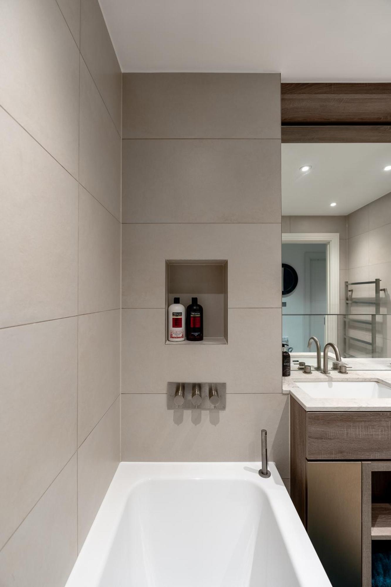 Modern & Cosy Flat In Kingston Apartment Kingston upon Thames (Greater London)