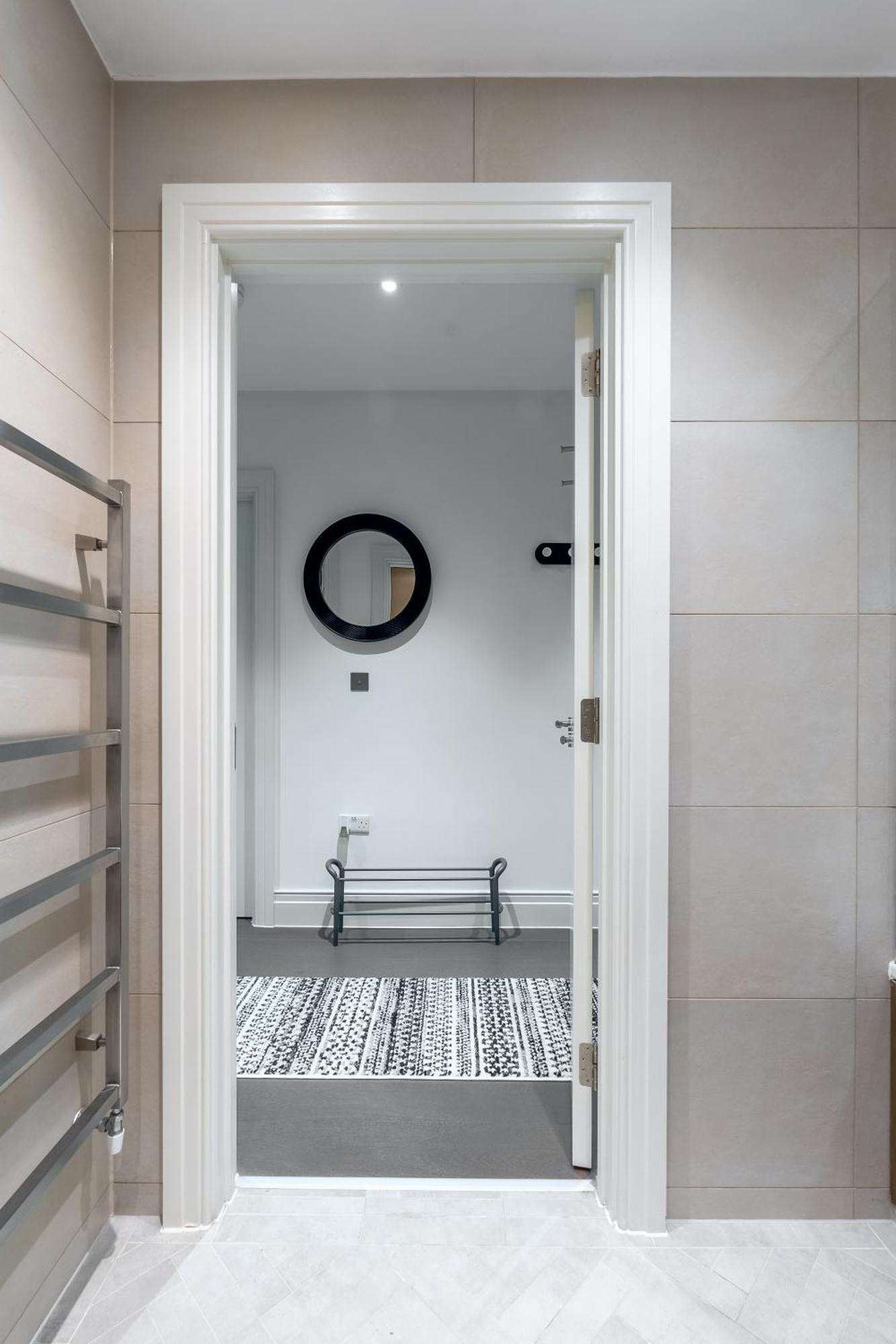 Apartment Modern & Cosy Flat In Kingston